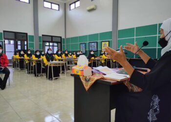 Pesan Nyai Farida Salahuddin: Mulai Kebaikan dari Diri Sendiri