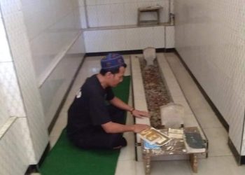 KH Mansur, Sosok Guru Kiai Hasyim Asy'ari