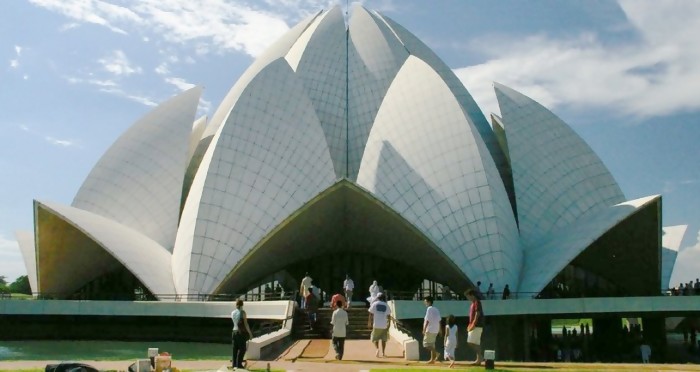 Masjid Tempat Ibadah dari Agama Baha'i
