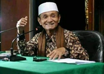 Buya Syakur Berikan Ijazah Agar Dimudahkan Cari Jodoh