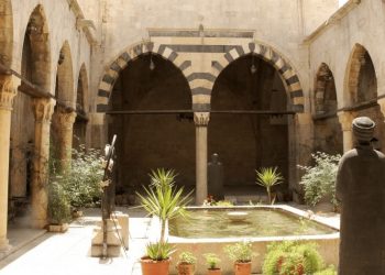 Memahami Para Ulama yang Menjomblo Sumur Hidup