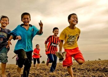 Pudarnya Pesona Permainan Tradisional