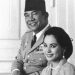 Bung Karno bersama sang istri Ratna Sari Dewi