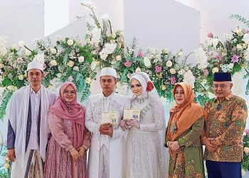 Resepsi pernikahan santri