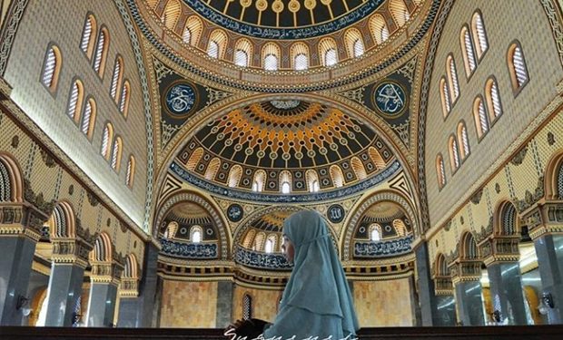 negara paling religius