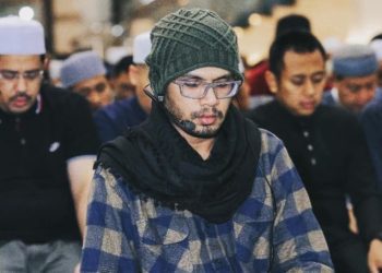 Teks Lengkap Baiat NU Ustadz Hanan Attaki