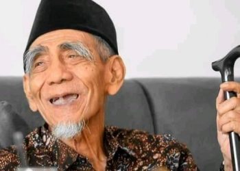 Jasad Masih Utuh, Makam Mbah Maimun Zubair Tak Jadi Dipindah