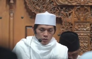 Amalan Pelancar Rezeki dari Gus Iqdam