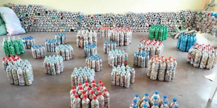 Ecobrick Solusi Mengolah Sampah yang Efektif dan Berkelanjutan