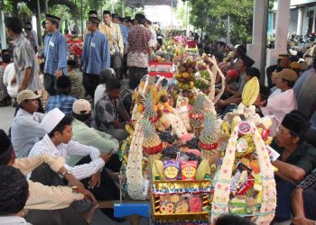 Melestarikan Budaya Lokal dengan Sedekah Bumi. (Ist)