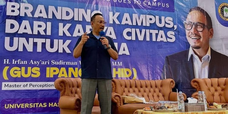 Gus Ipang Wahid dan Strategi Branding Unhasy di Era Digital. Foto: Dokumentasi Acara Ipang Wahid Goes To Campus di Universitas Hasyim Asy'ari.