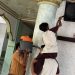 Sambut Ramadhan, Siswa Lintas Agama di Jombang Kolaborasi Membersihkan Rumah Ibadah.