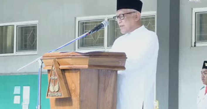 Pesan Gus Kikin untuk Santri Tebuireng di Tengah Framing Negatif Pesantren. Foto: Youtube Tebuireng Official.