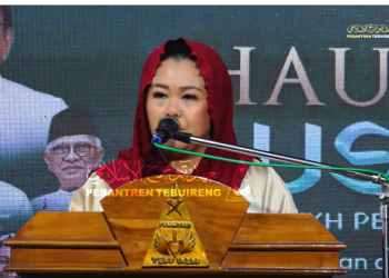 Jejak keikhlasan Gus Dur dalam Analisa Ning Yenny Wahid sebagai Teladan Sejati bagi Bangsa. Foto: Youtube Tebuireng Official
